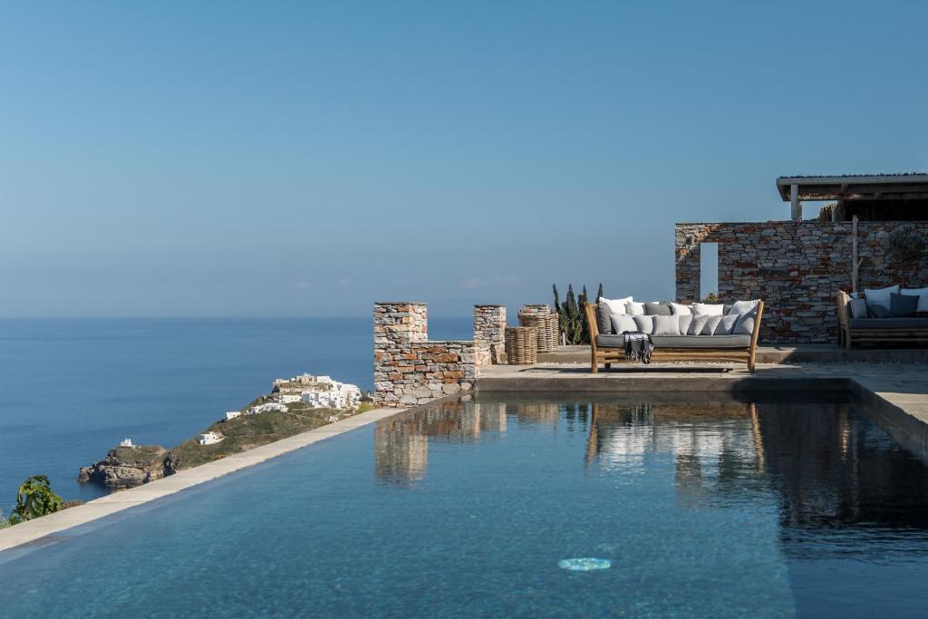 boutique hotels in Platís Yialós Sifnos