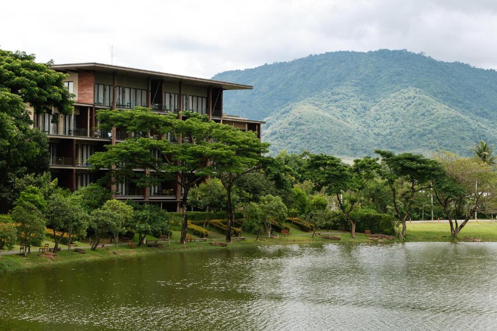 boutique hotels in Mu Si