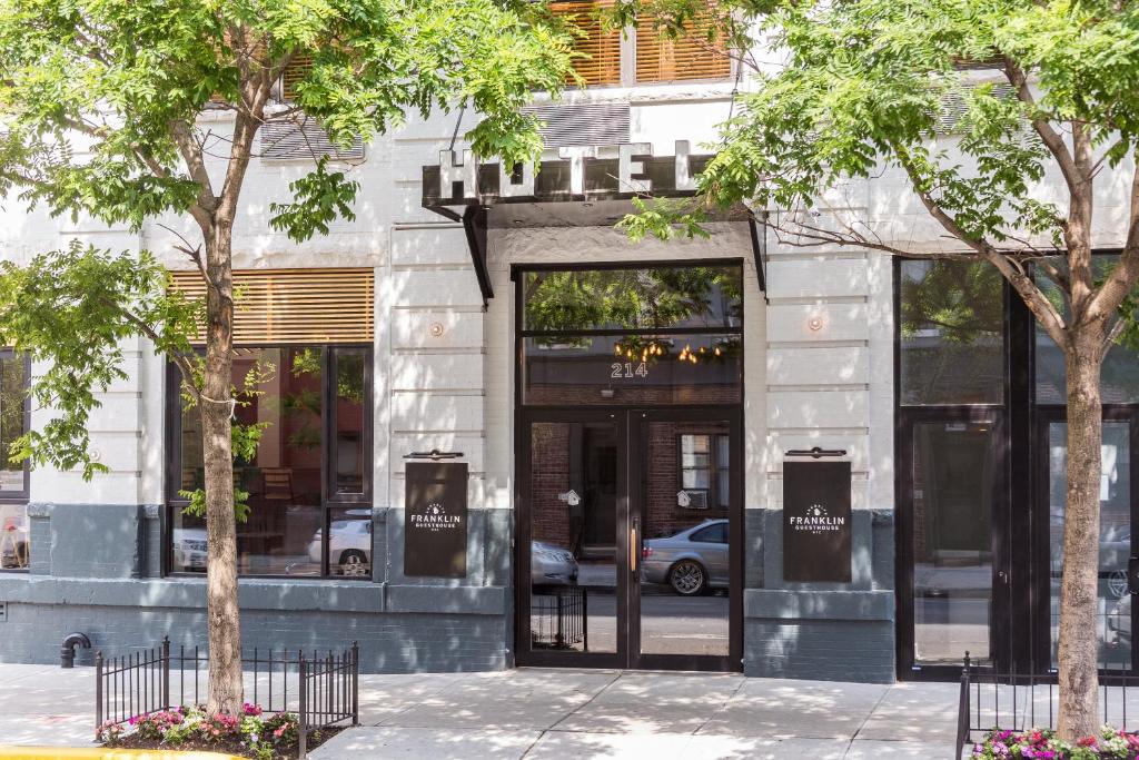 boutique hotels in Long Island City