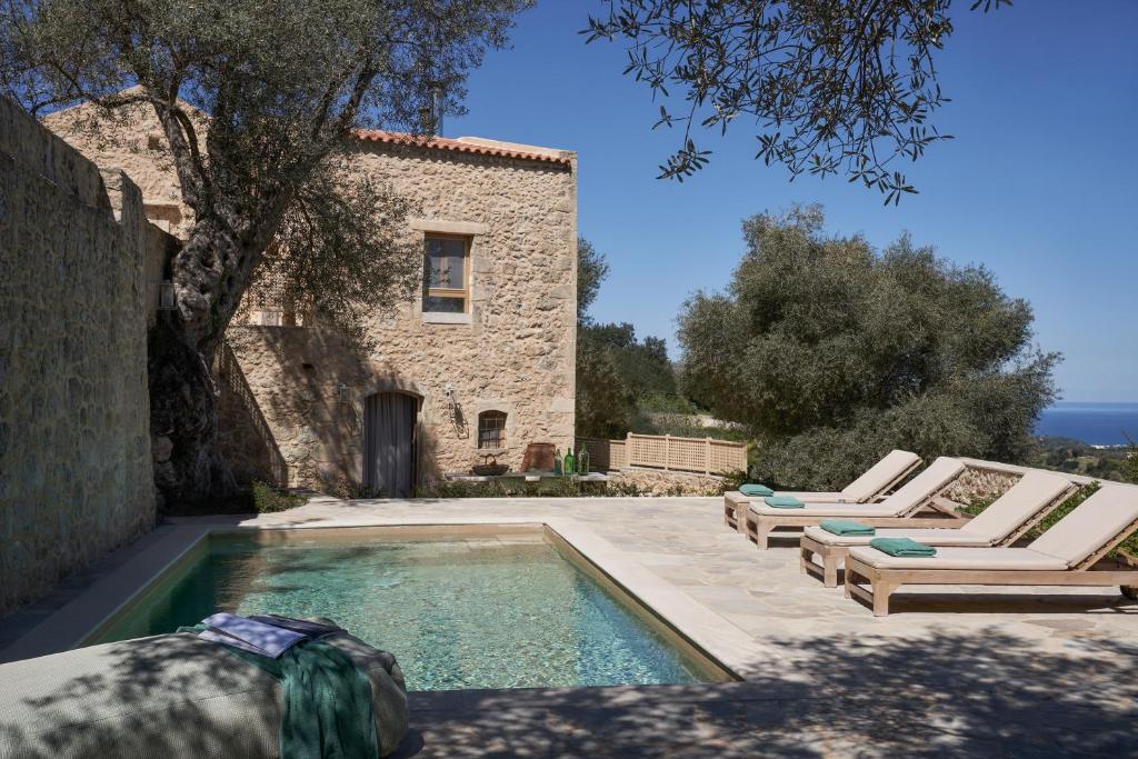 boutique hotels in Daratsos