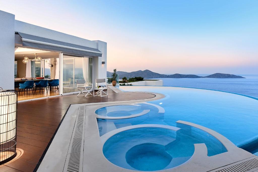 boutique hotels in East Crete