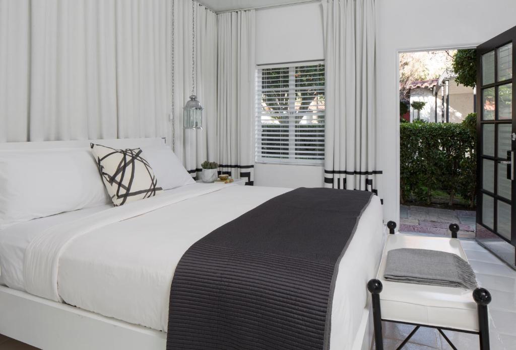 boutique hotels in Palm Springs