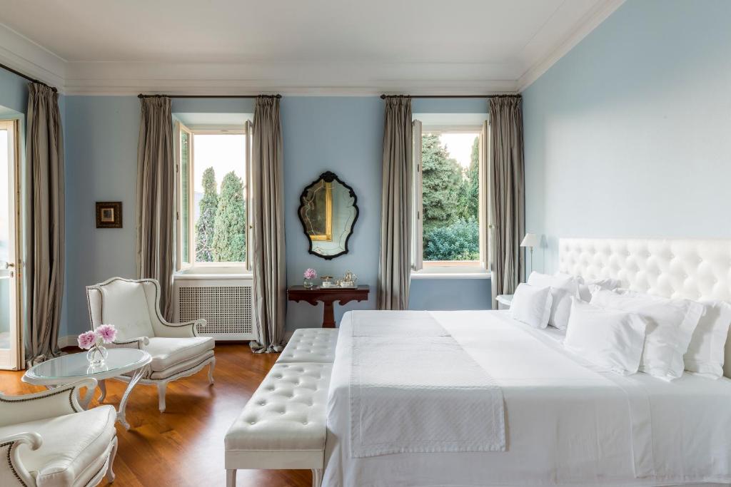 boutique hotels in Alassio