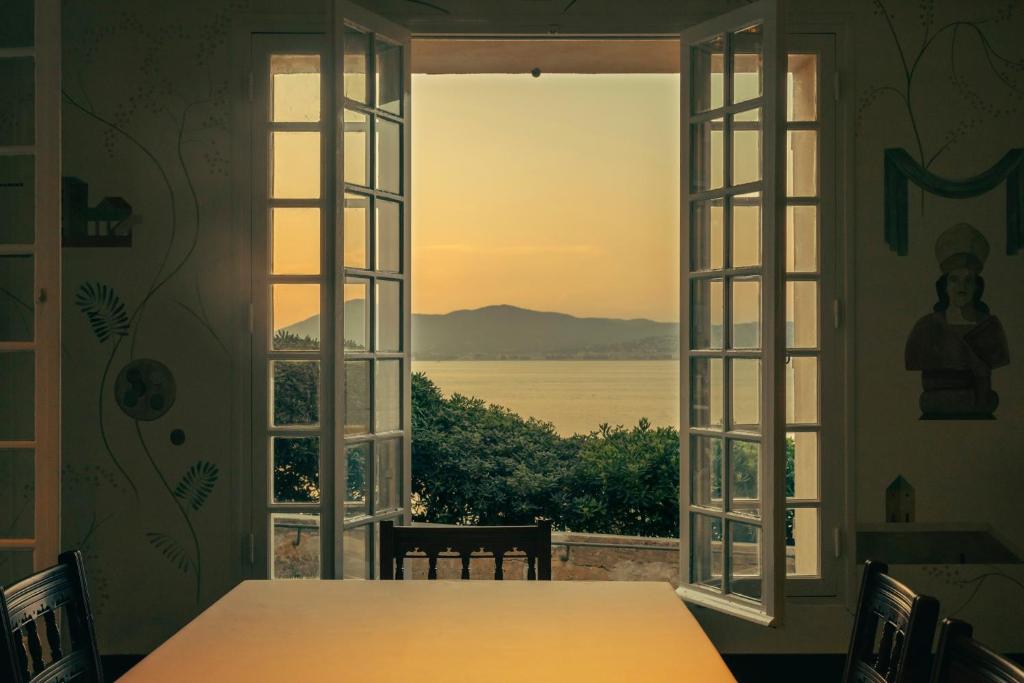 boutique hotels in Saint Tropez Bay