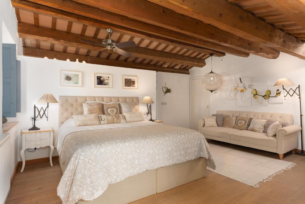 boutique hotels in La Bisbal D'Empordà