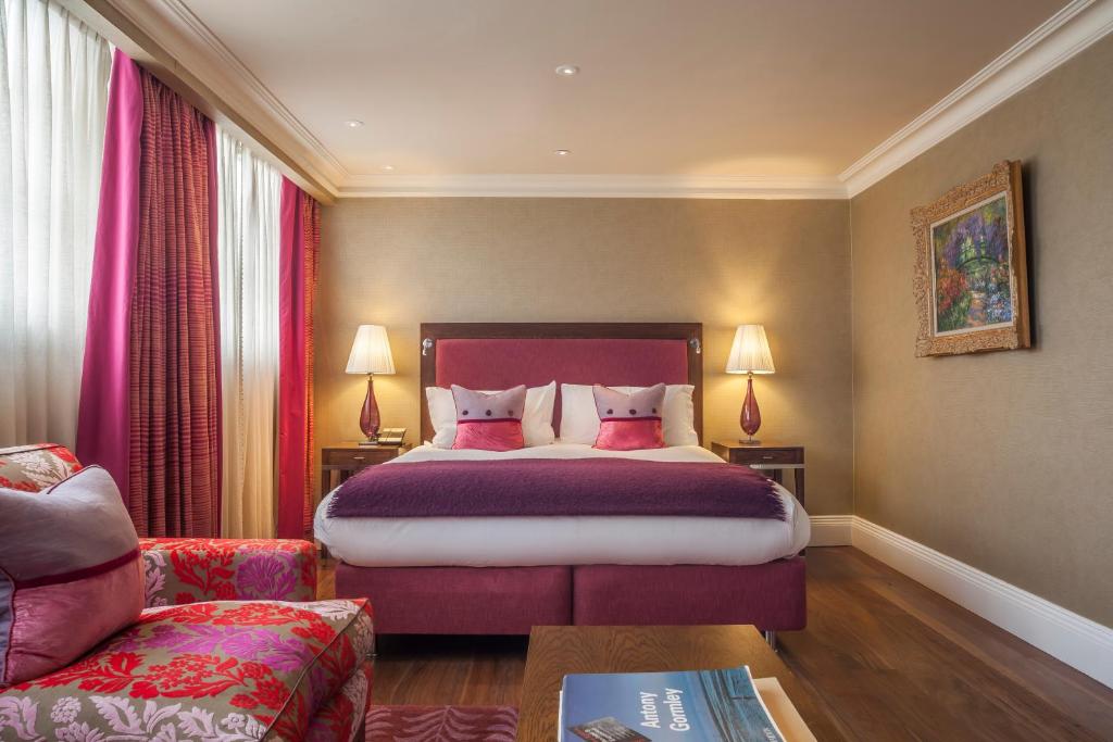 boutique hotels in Farnborough