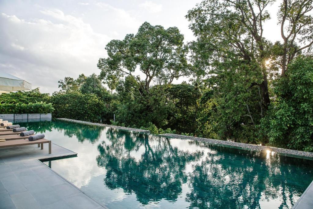 boutique hotels in #Tour - Singapore + Angkor + Koh Russey