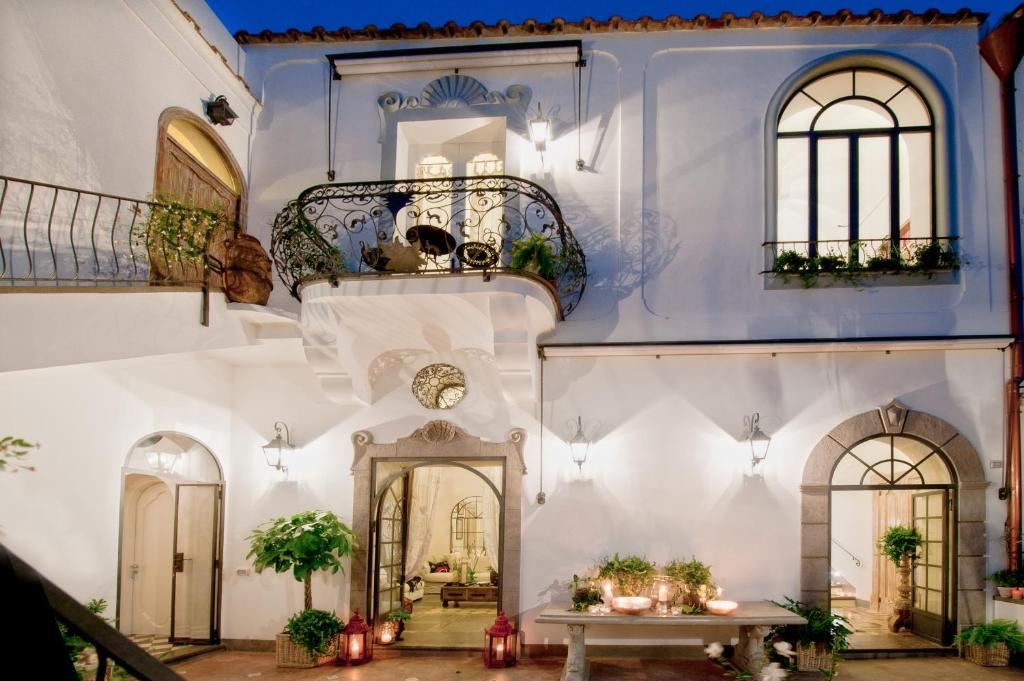 boutique hotels in Positano