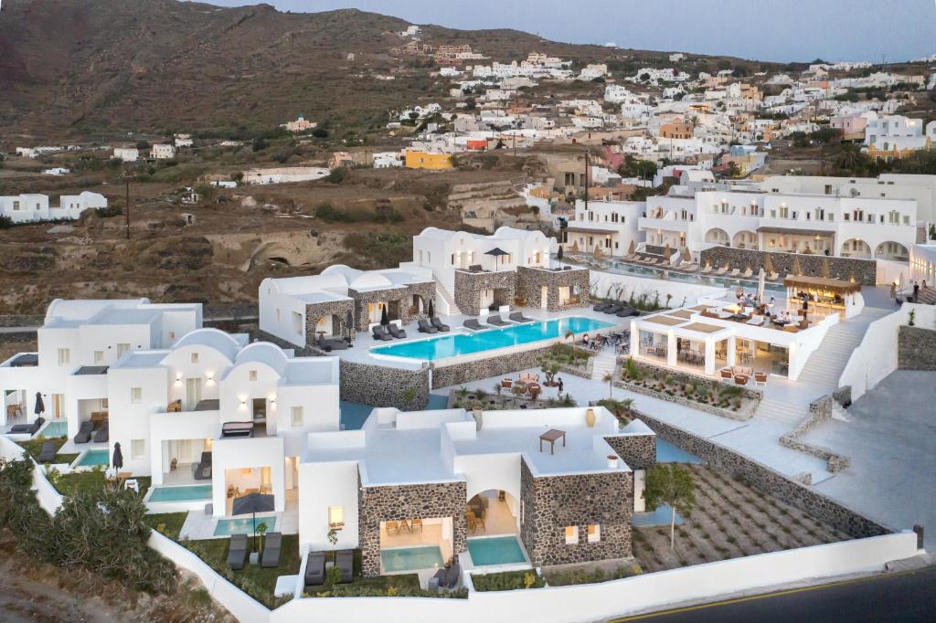 boutique hotels in Oia