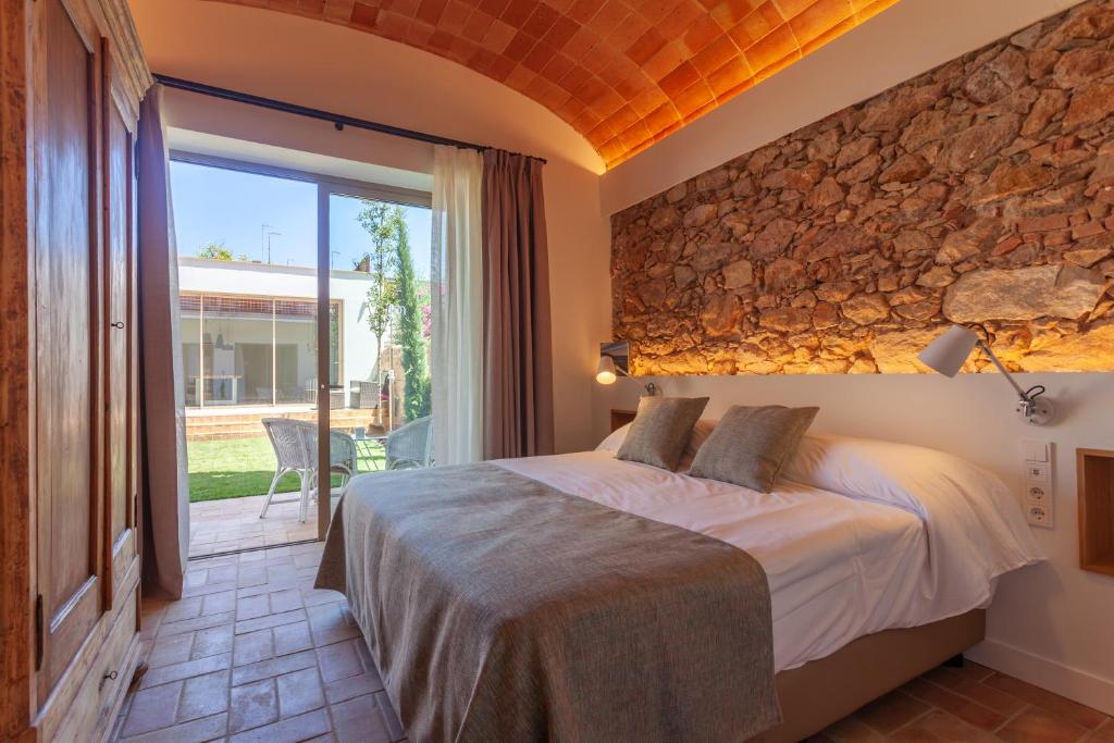 boutique hotels in La Bisbal D'Empordà