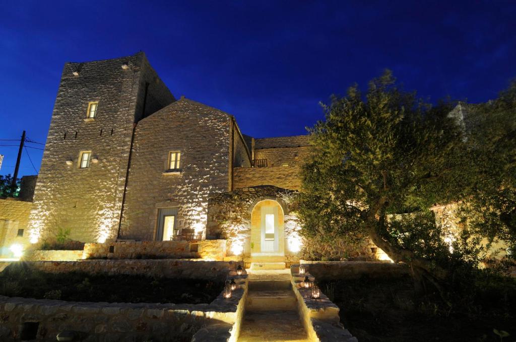 boutique hotels in Areopoli