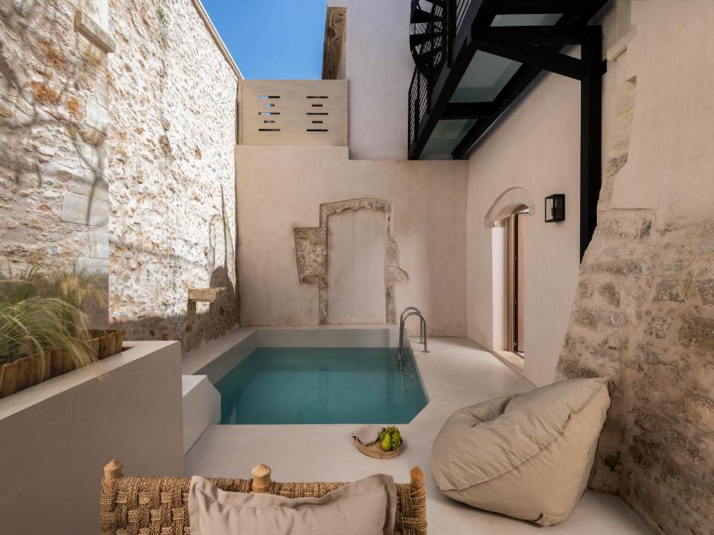 boutique hotels in Daratsos