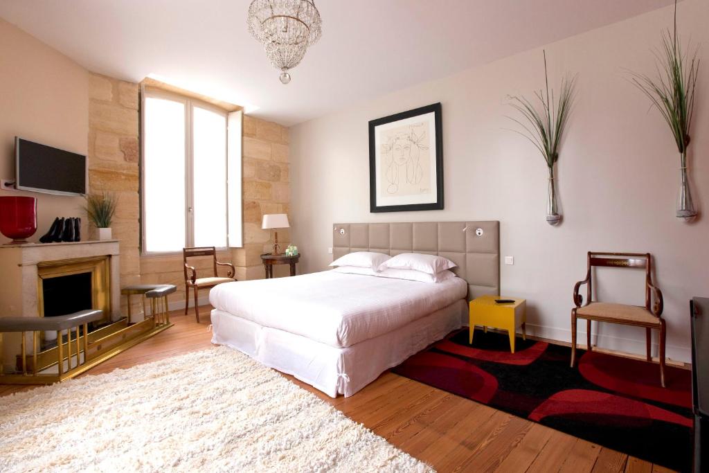 boutique hotels in Moulon