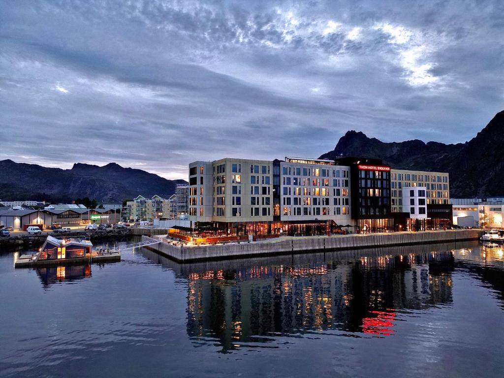 boutique hotels in Svolvær