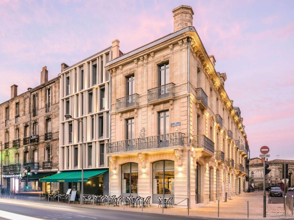 boutique hotels in Moulon