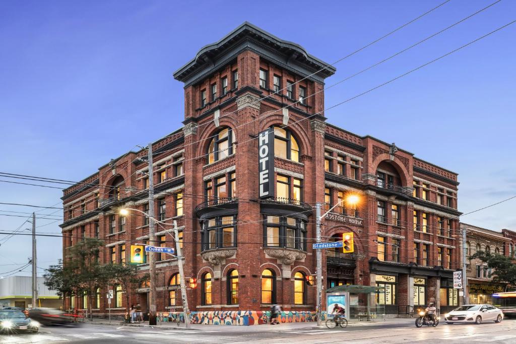 boutique hotels in Ontario