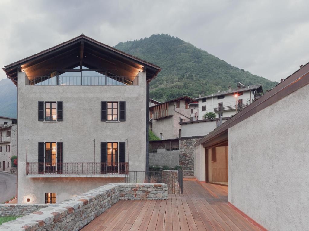 boutique hotels in Sondrio