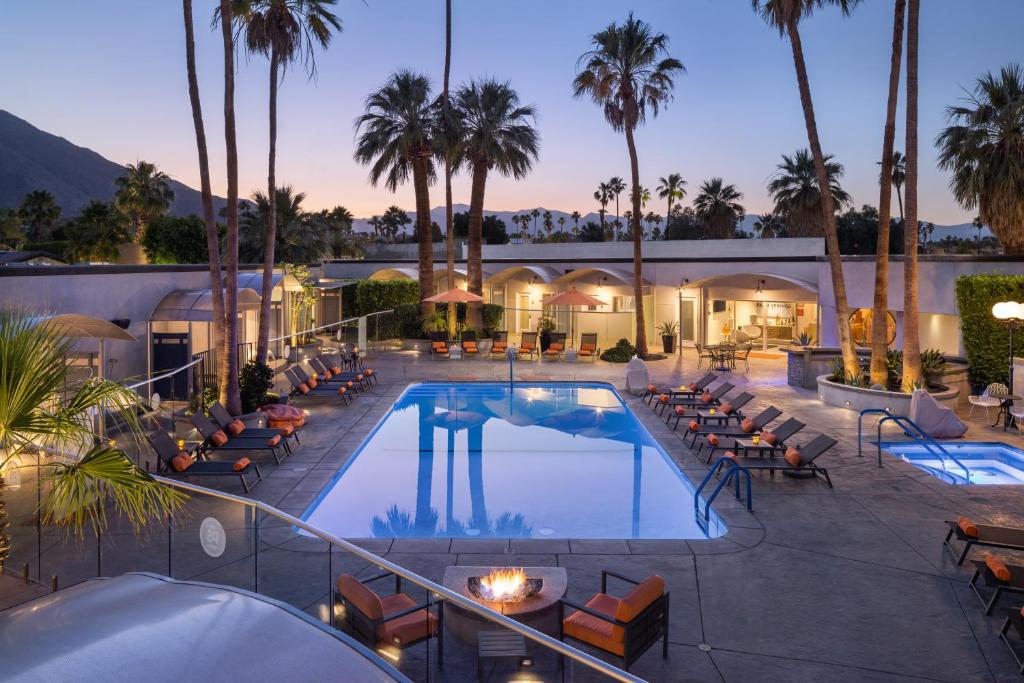 boutique hotels in Desert Hot Springs