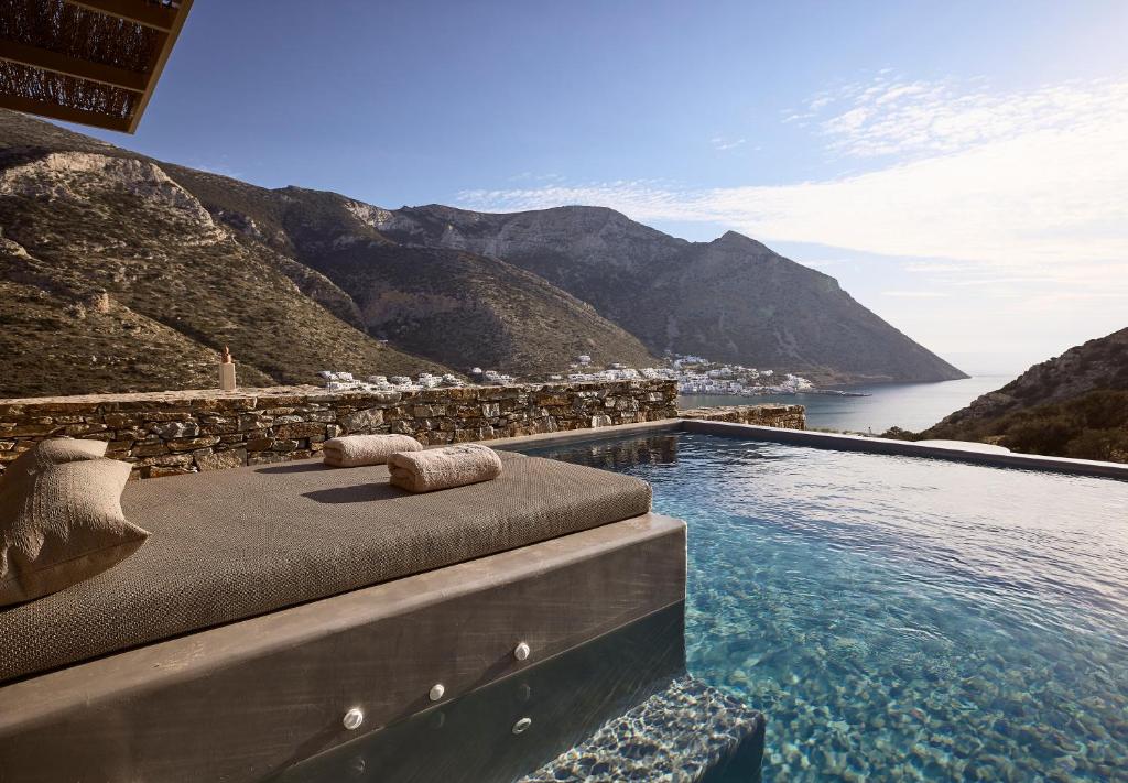 boutique hotels in Platís Yialós Sifnos