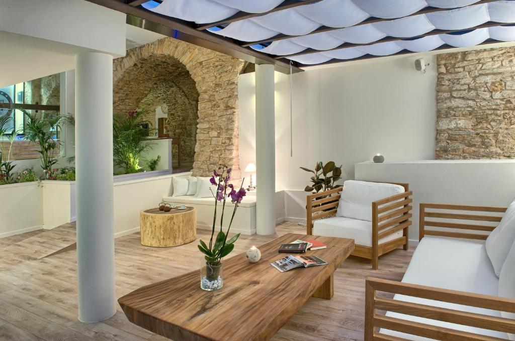 boutique hotels in La Bisbal D'Empordà